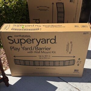 Superyard Play Yard with Wall Mount Kit